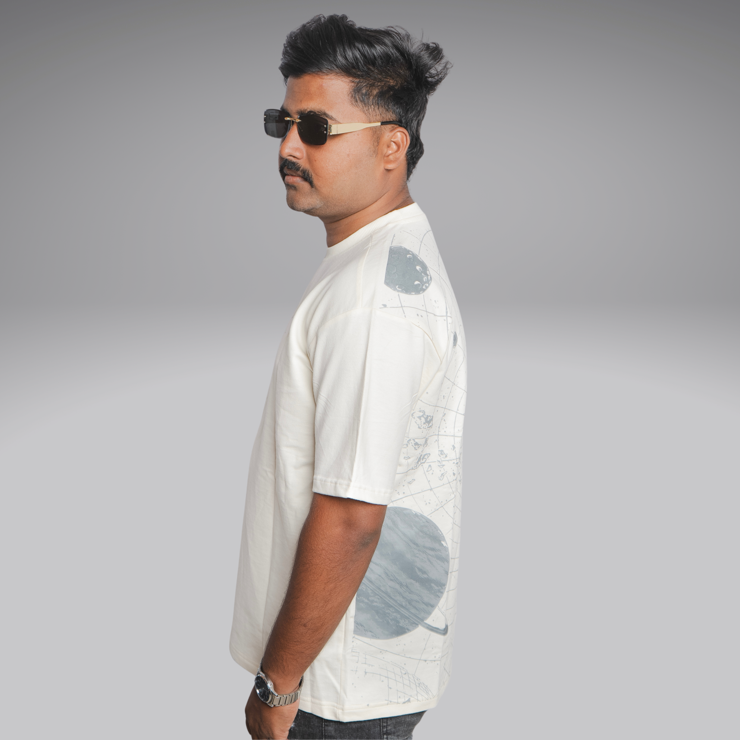 Cosmic Flow Off-White